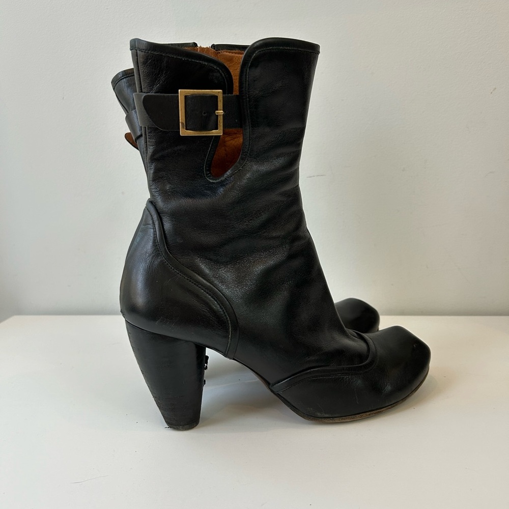 Chie Mihara booties 39
